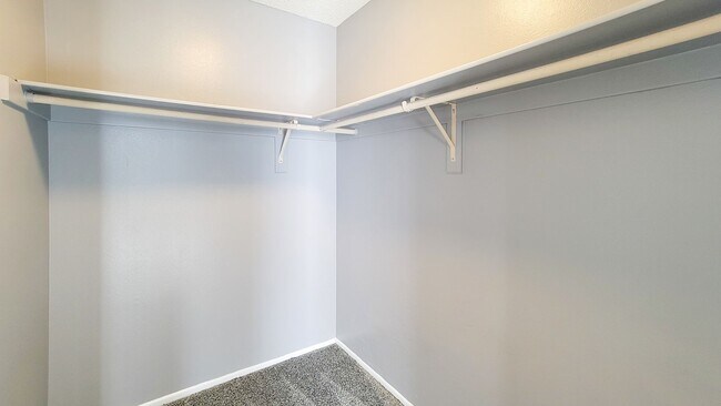 Building Photo - 8525 Del Rey Ave