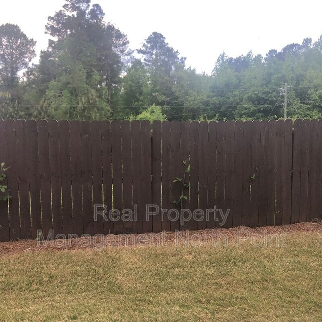 Building Photo - 1175 Hampton Oaks Dr