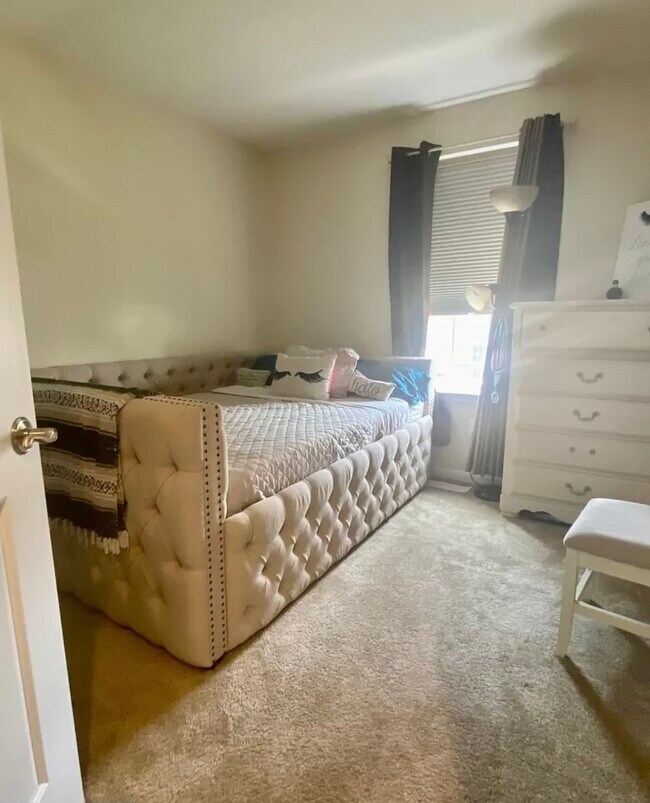 Bedroom 2 - 3004 Ewell Ln