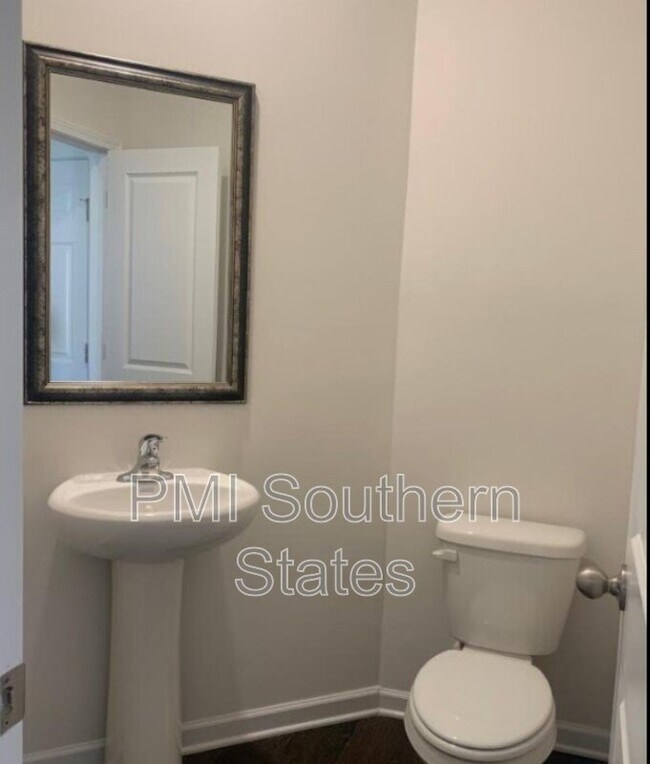 Building Photo - 449 Sea Grit Ct