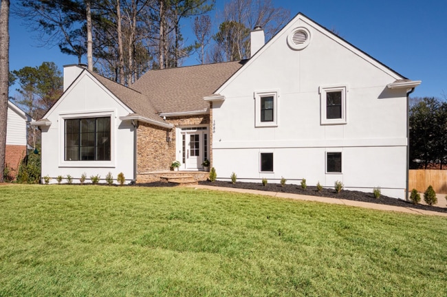 Building Photo - 1986 Willeo Creek Point