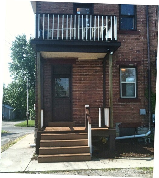 Building Photo - 74 E Hudson St