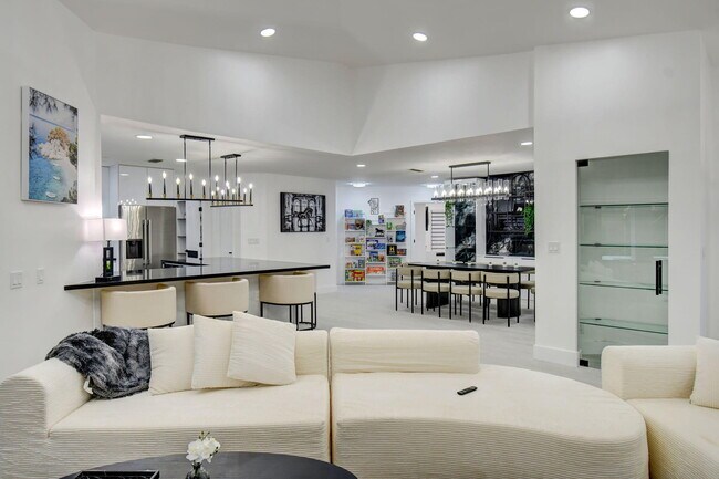 Building Photo - 13302 Doubletree Cir