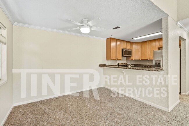 Building Photo - 11150 Trinity River Dr