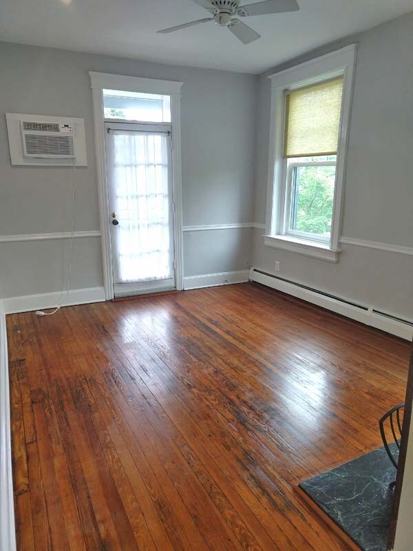 Primary Photo - 101 7th St SE