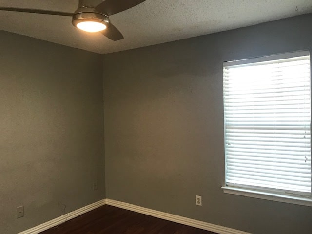 Building Photo - 1624 Aquarena Springs Dr