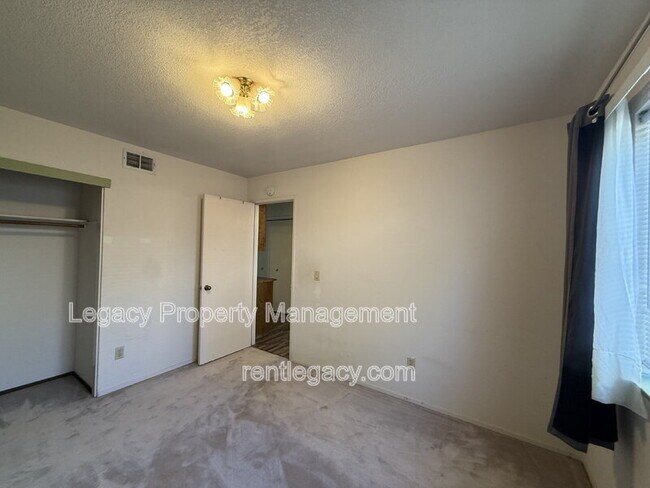 Building Photo - 4901 Adorn Ct