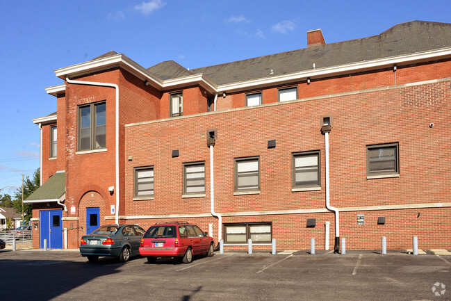 Building Photo - Guerin Place