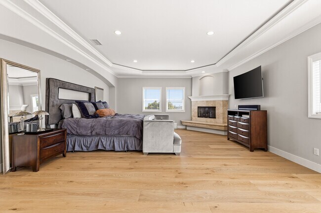 Building Photo - 1832 11th St