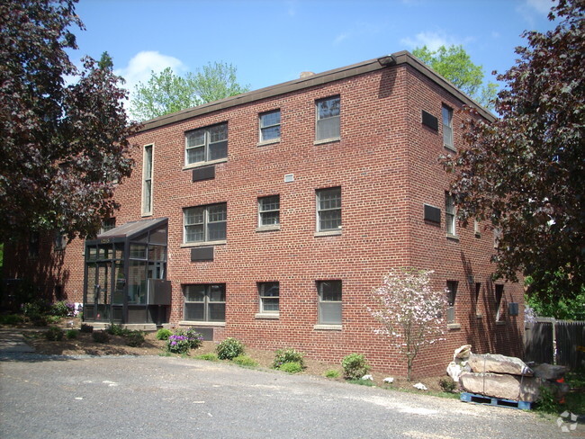 Building Photo - Scott Street Apartments