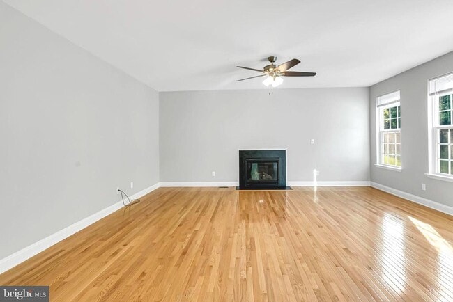 Building Photo - 40560 Aldie Springs Dr