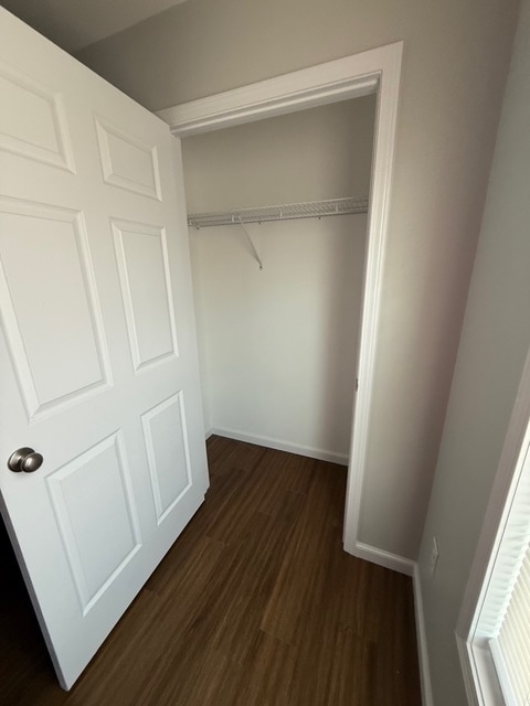 Building Photo - 148 School Side Dr