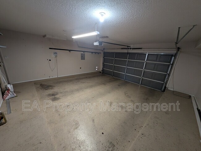 Building Photo - 4800 Sherry Ann Rd NW