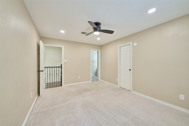 Building Photo - 6 Glen Canyon Pl