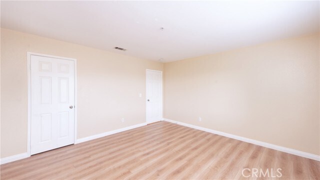 Building Photo - 5916 Wilshire Dr