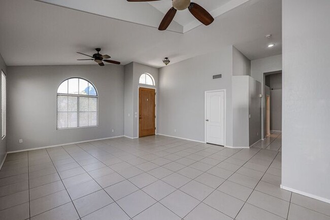 Building Photo - Welcome to this beautiful 4 bedroom, 2 bat...