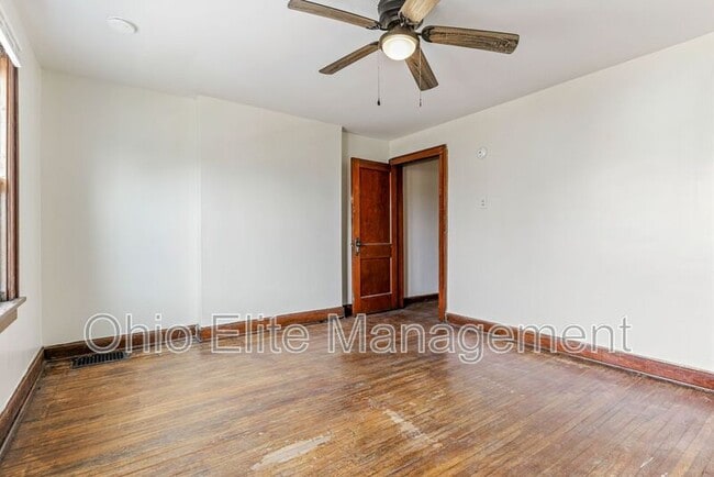 Building Photo - 254 S Wayne Ave