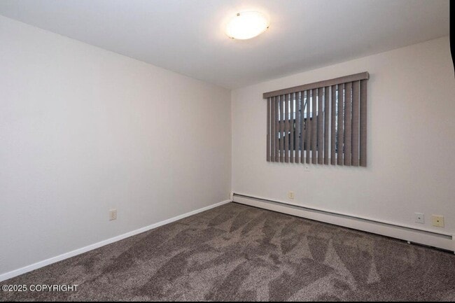 Building Photo - 7210 Bearfoot Dr