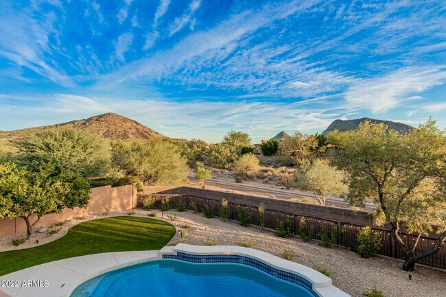 Building Photo - 13761 E Lupine Ave