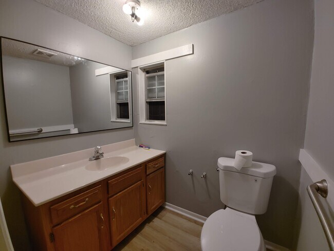 Building Photo - 232 Cansler Ave