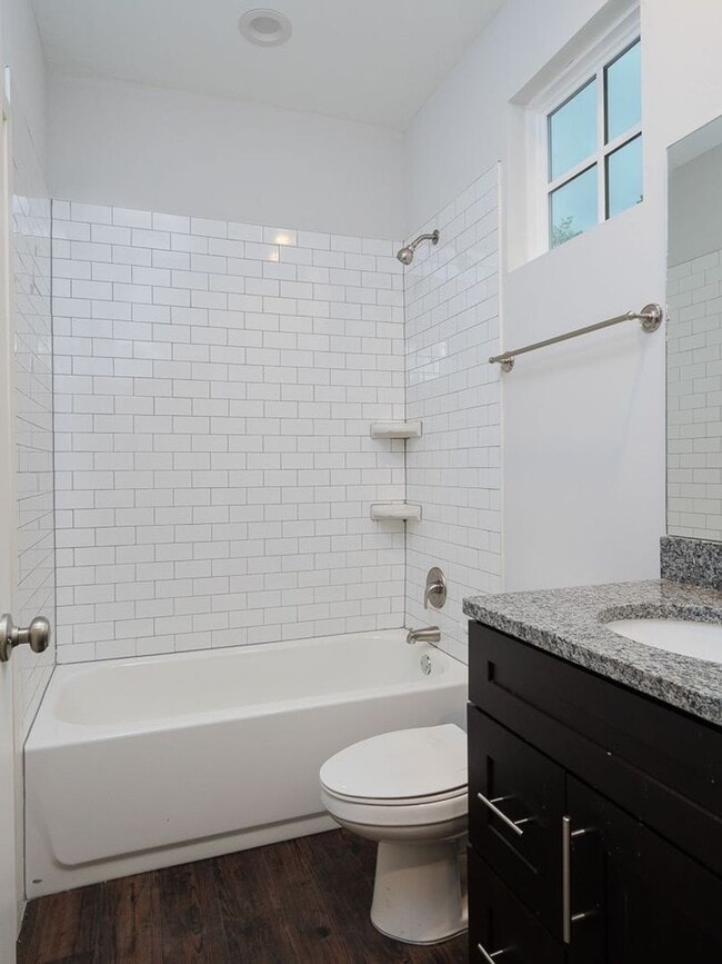 Building Photo - Thelma Lane - Luxury 5 Bedroom, 5 Bathroom House