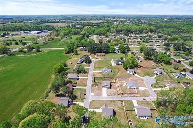 Building Photo - 15176 Blendor Crooks Dr