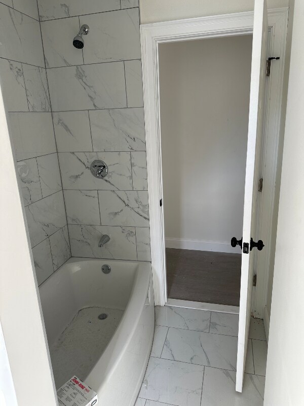 Building Photo - 15 Sybaris St