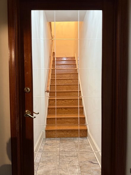 Building Photo - 4123 Connecticut Ave NW