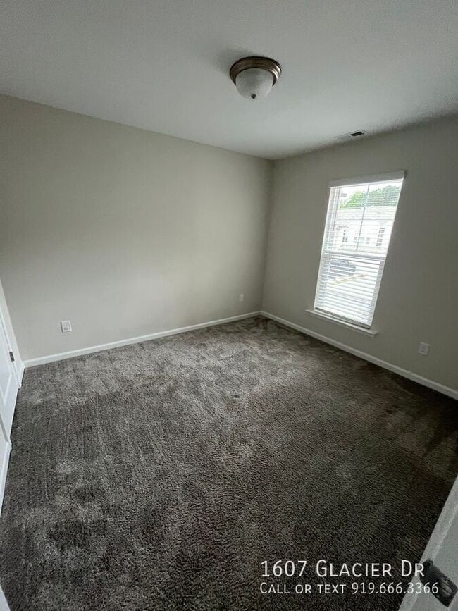 Building Photo - 1607 Glacier Dr