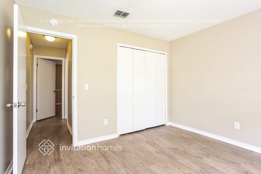 Building Photo - 3882 Olympic Ln