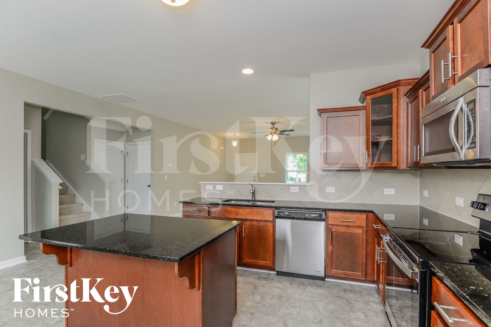 Building Photo - 812 Southridge Dr