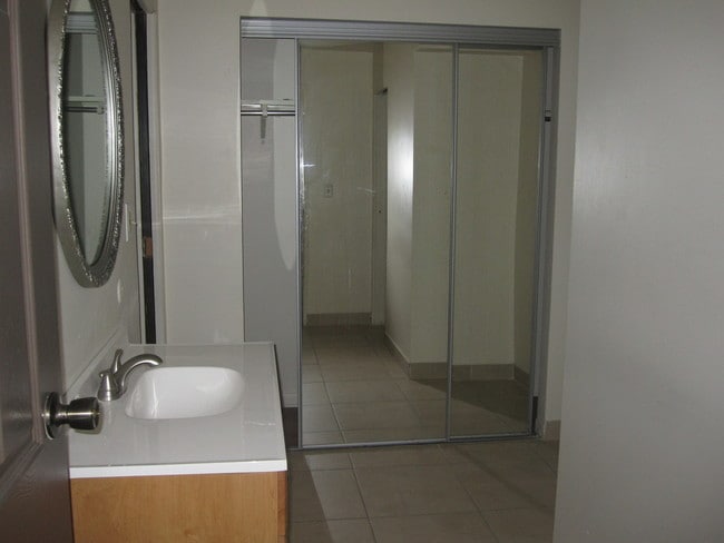 Building Photo - 2310 N Harlem Ave