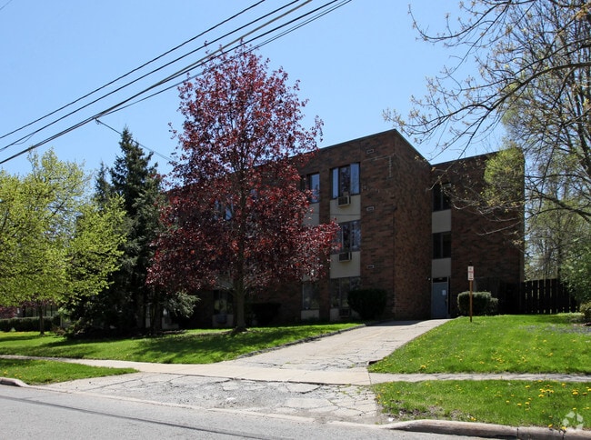 Building Photo - Concord Manor Apartments