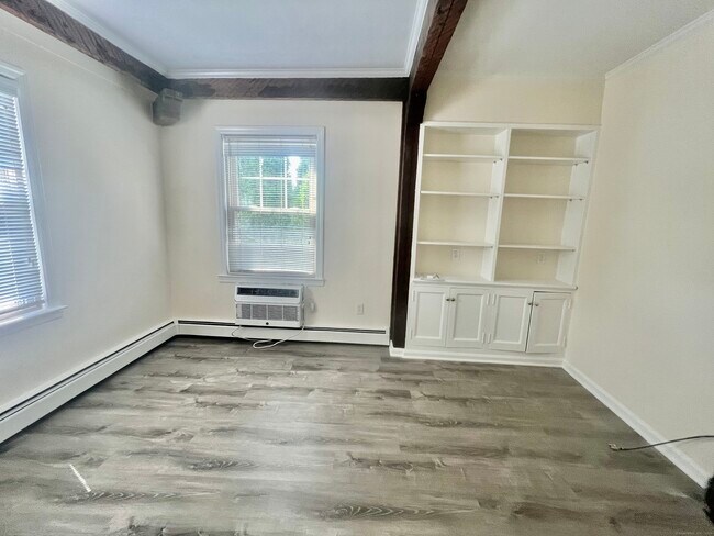 Building Photo - 80 Josephine Evaristo Ave