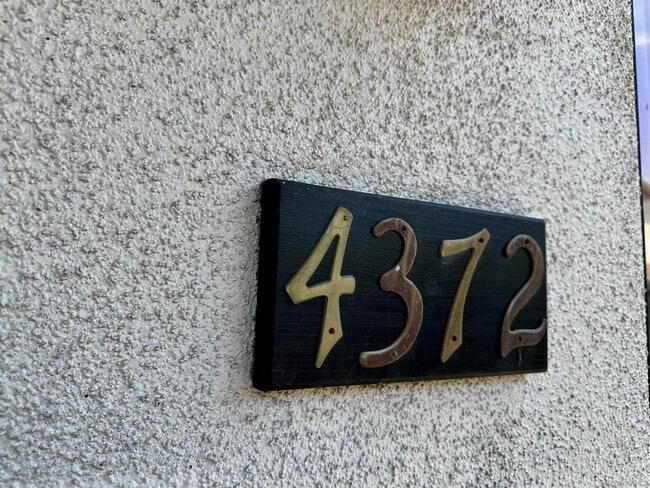 Building Photo - 4372 Alabama St