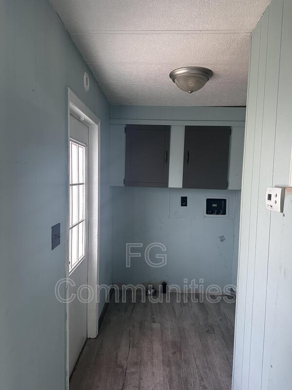 Building Photo - 1815 Conley Rd