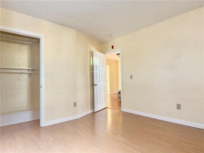 Building Photo - 1037 Cass Ave