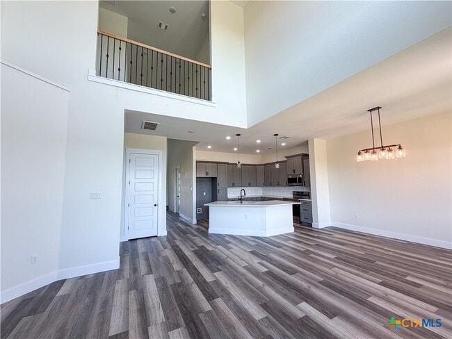 Building Photo - 4415 Austin Cir
