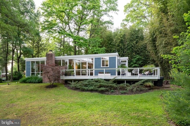 Building Photo - 2300 Kimbro St