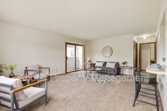 Building Photo - 1418 Emery Ct