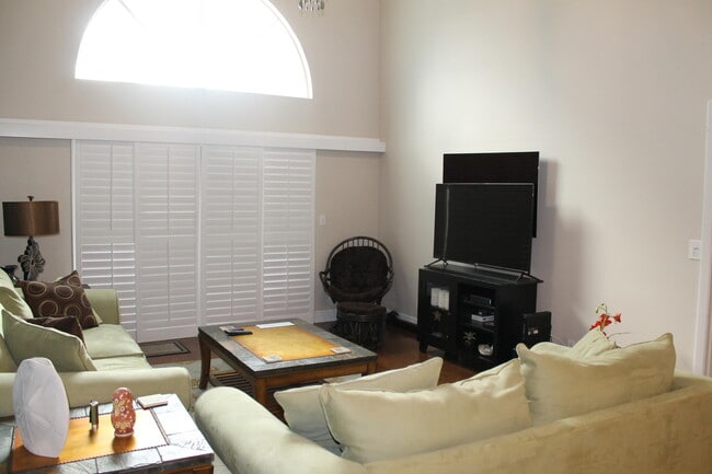 Building Photo - 1209 Ocean Dunes Cir