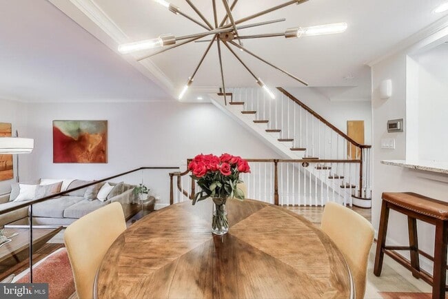 Building Photo - 117 Quay St