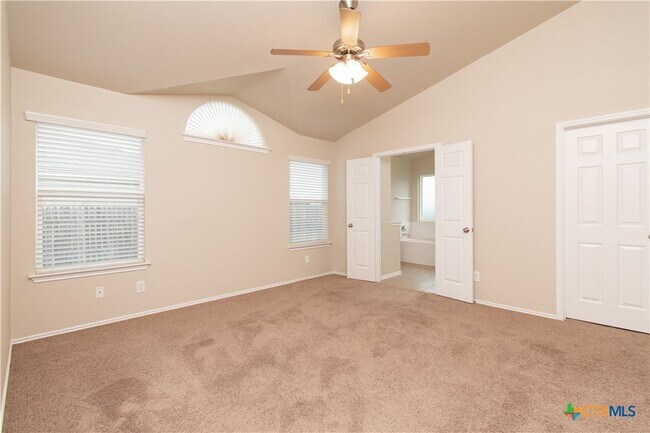 Building Photo - 5409 Rimes Ct