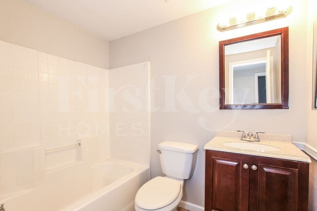 Building Photo - 12720 N 86th Dr