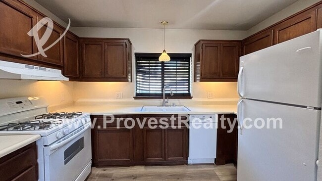 Building Photo - 6078 Spruce St