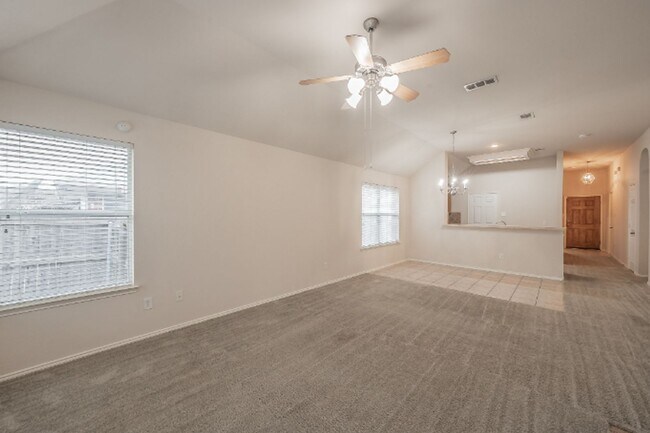 Building Photo - 9916 Channing Rd