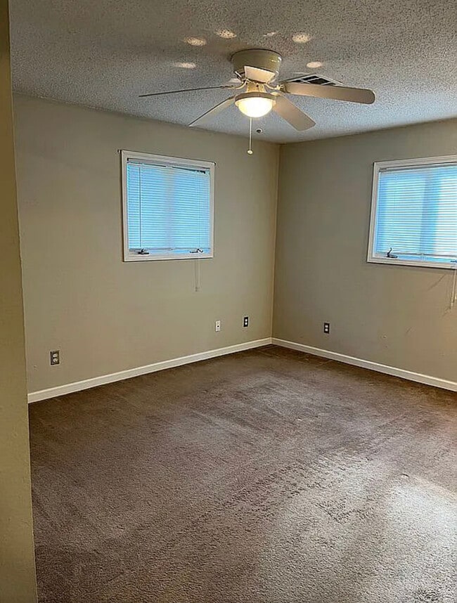 Bedroom 2 - 207 Kibler Rd