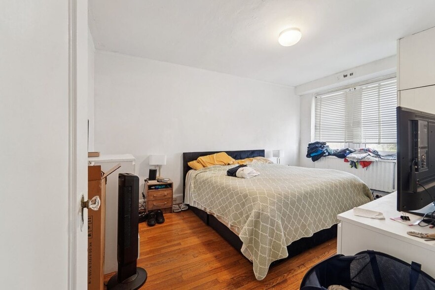 Building Photo - 69 Harney Rd