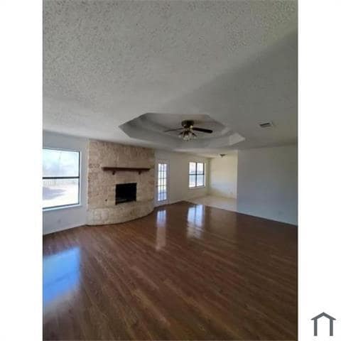 Building Photo - 2045 Laney Dr