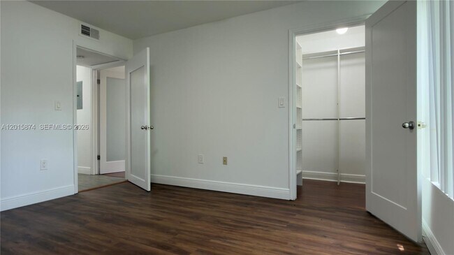 Building Photo - 2445 NW 33rd St